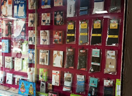 india/deccan-plateau/shop/new-famous-hosiery