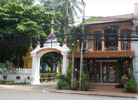 laos/central-laos/shop/serene-s-jewelry-crafts-main-branch