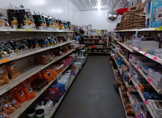 missouri/great-plains/shop/pine-ridge-gricery