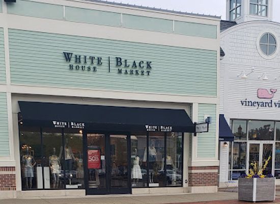 massachusetts/south-shore/shop/derby-street-shops