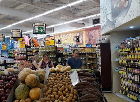 nicaragua/granada-plains/shop/supermercado-la-union-granada