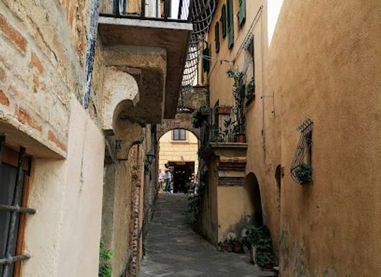 italy/montepulciano/shop/il-pozzo-dei-desideri-siena