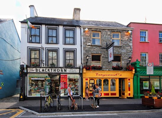 ireland/the-kerry-way/shop/blackthorn-gift-shop