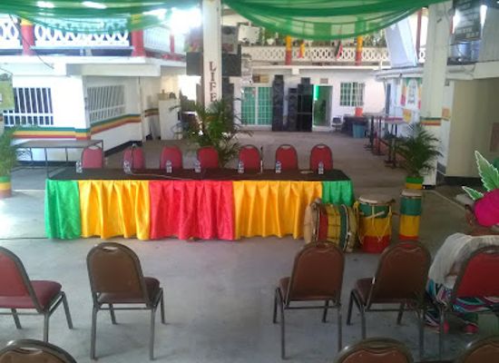 trinidad-and-tobago/diego-martin/shop/edible-arts-bakery