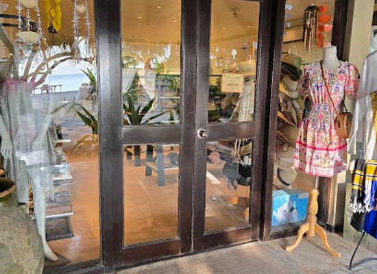 maldives/male-atoll/shop/essence-boutique