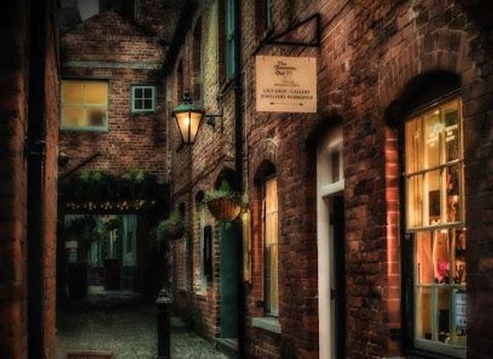 united-kingdom/north-east-england/attraction/the-glamorous-owl