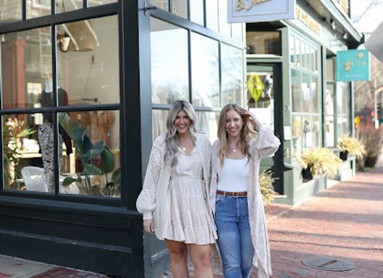 rhode-island/newport-coastline/shop/harper-tucker