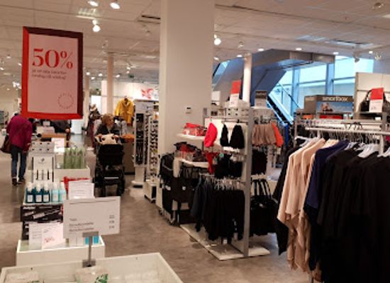 sweden/uppland/shop/ahlens