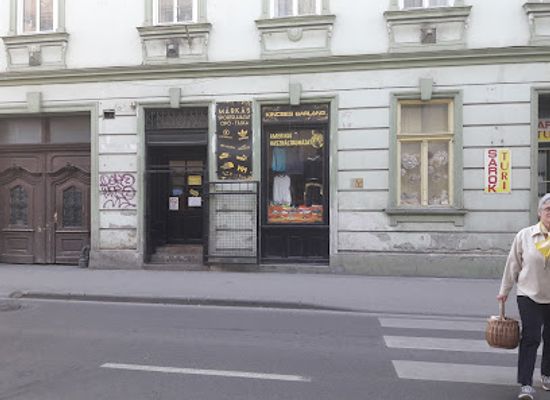 hungary/eger/shop/kincses-barlang