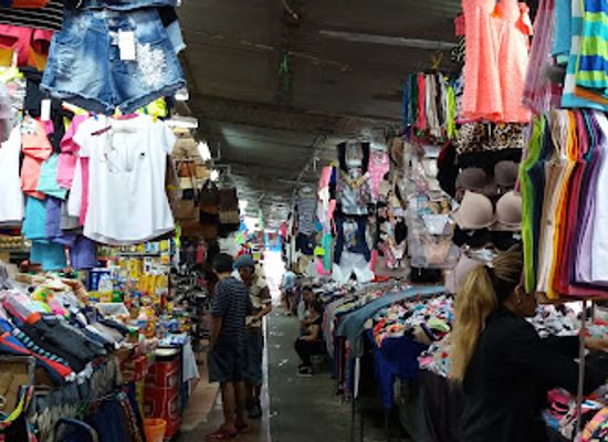 bolivia/lake-titicaca-basin/shop/7-calles-shopping-mall