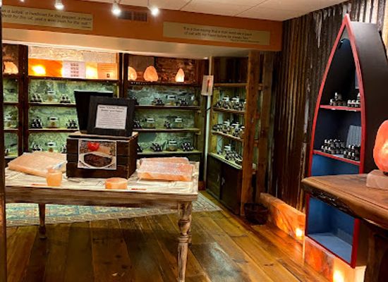 new-hampshire/seacoast-region/shop/salt-cellar