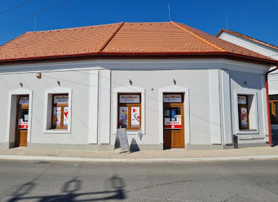 hungary/cserehat/shop/good-s-market
