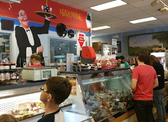 virginia/arlington/shop/lee-heights-shops