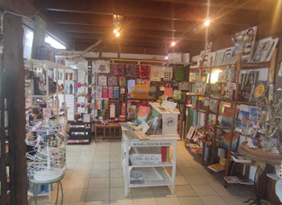 sint-maarten/little-bay/shop/good-cards