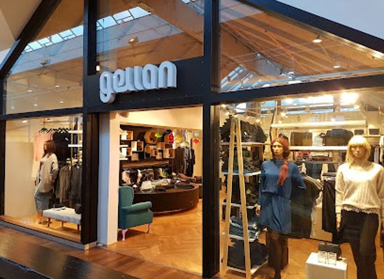 faroe-islands/streymoy/shop/gellan