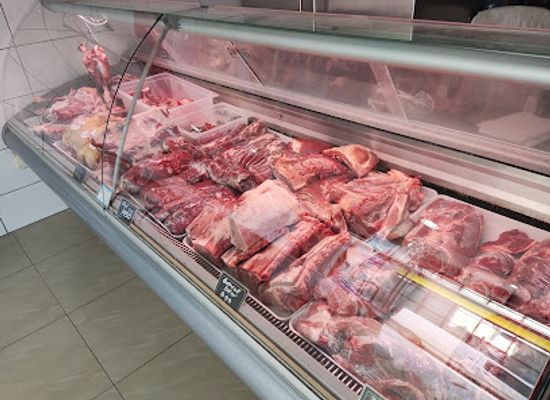 albania/saranda/shop/meat-market-xhimo