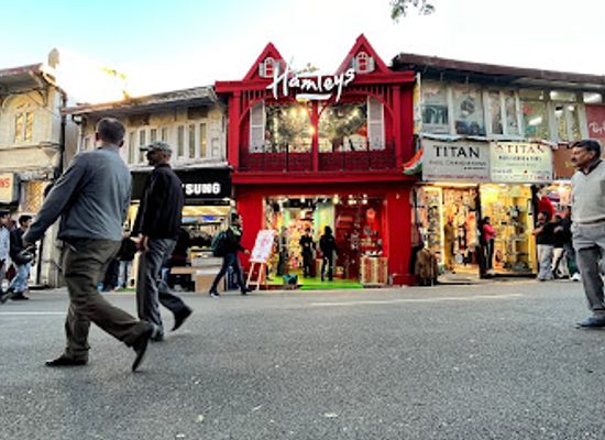 india/shimla/mall-road/shop/hamleys