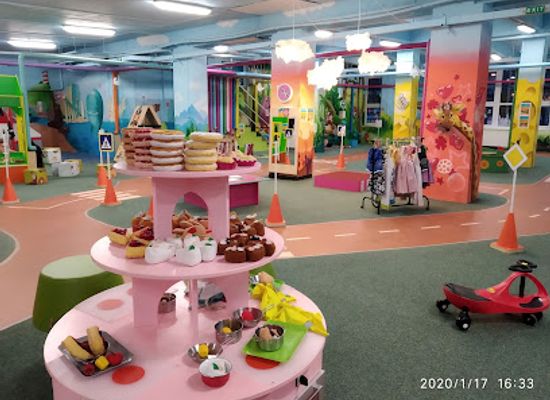 slovakia/tatranska-lomnica/shop/galeria-dobra-hracka