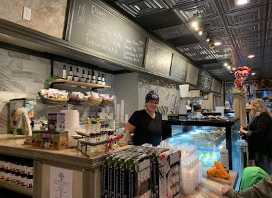 missouri/great-plains/shop/sugar-lily-bakery-floral