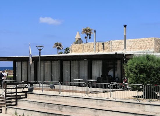 israel/caesarea/shop/g.r.a.s-kesaria