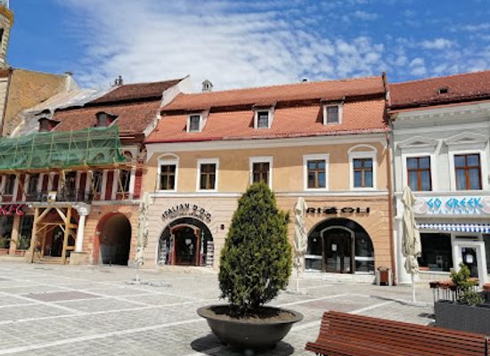 romania/brasov/shop/rizzoli-brasov