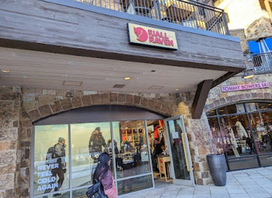 colorado/vail/shop/fjallraven-brand-store