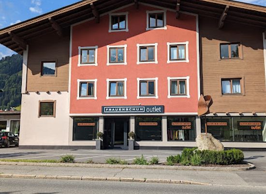 austria/kitzbuhel-alps/shop/frauenschuh-outlet-kitzbuhel