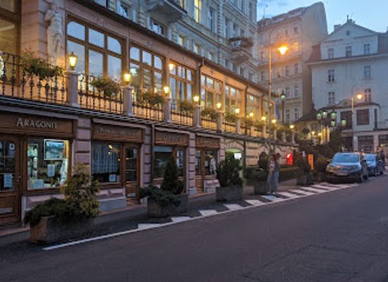 czechia/karlovy-vary/shop/aragonit-shop