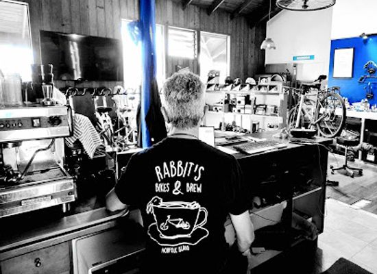 norfolk-island/burnt-pine/shop/rabbit-s-bikes-and-brew