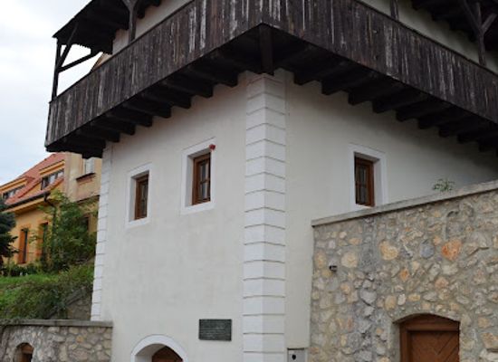 slovakia/trencin-region/shop/trencianske-muzeum-katov-dom