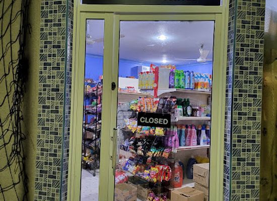 maldives/dhaalu-atoll/shop/daisy-shopping-centre