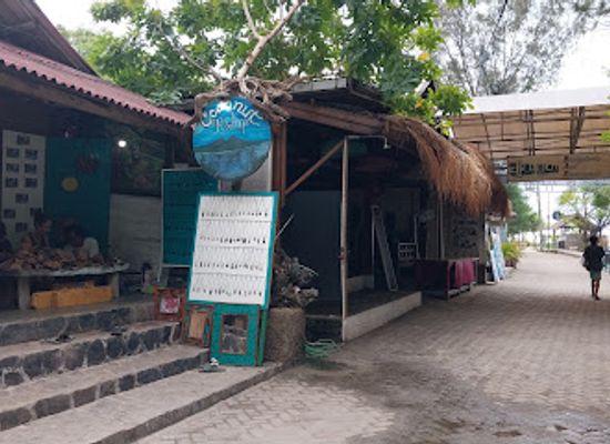 indonesia/gili-islands/shop/coconut-hidup