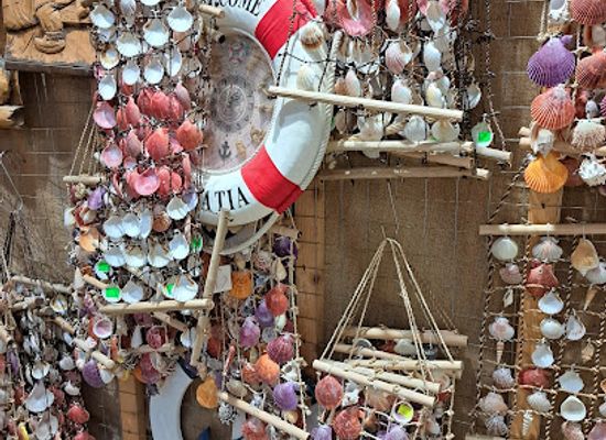 croatia/trogir/shop/souvenir-shop-murex