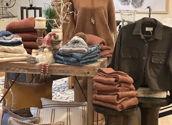 vermont/windham-county/shop/janine-s-home-style-boutique