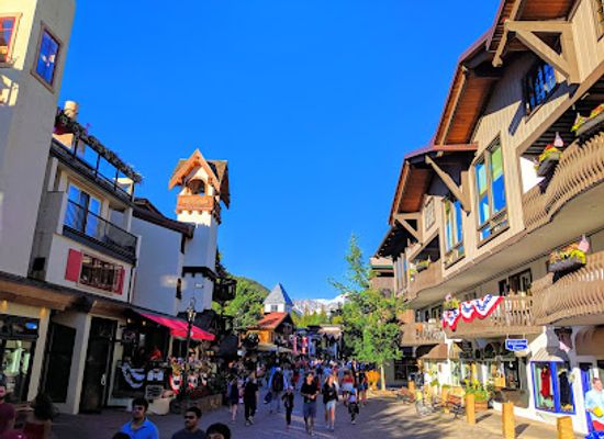 colorado/vail/shop/the-gilded-spruce