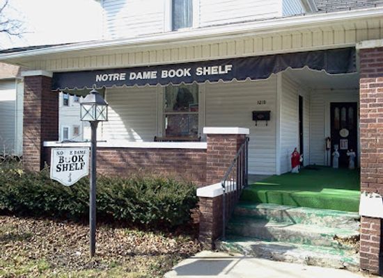 indiana/anderson/shop/notre-dame-book-shelf