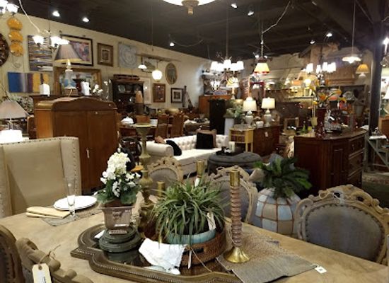 arkansas/ozark-mountains/shop/the-avant-garde-n