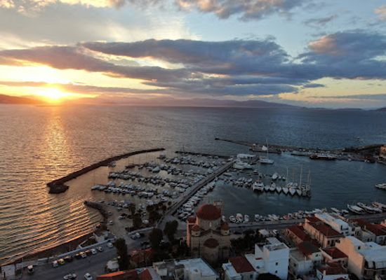 greece/saronic-gulf-islands/shop/kentro-typoy