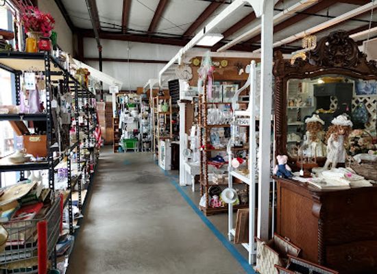 mississippi/the-gulf-coast/shop/finders-keepers-resale-marketplace