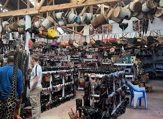 kenya/maasai-mara/shop/sand-grouse-curios-and-art-gallery