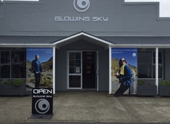 new-zealand/southland/shop/glowing-sky-clothing