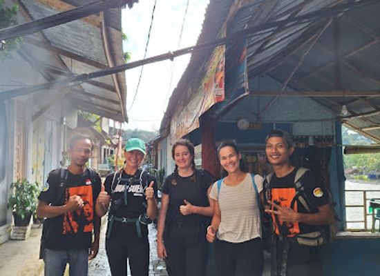 indonesia/bukit-lawang/shop/bukit-lawang-tour