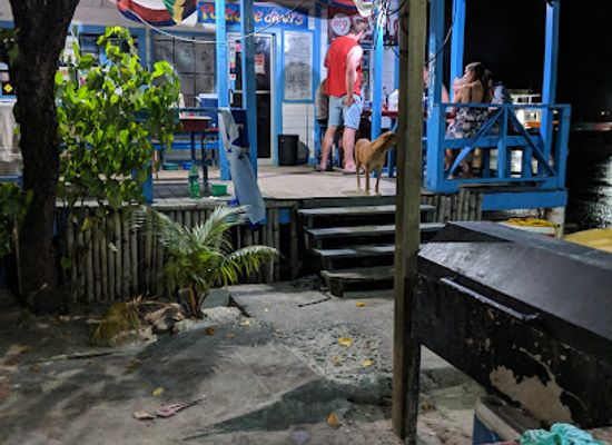 honduras/utila/shop/paradise-divers