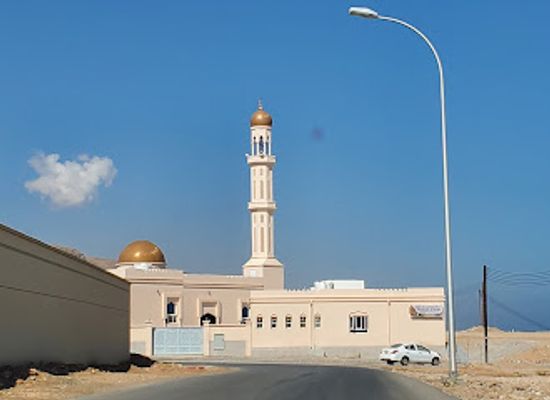 oman/wadi-shab/shop/tawq-alyasmin-aldhahabi-laltijarah