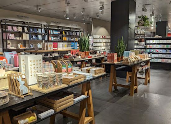 switzerland/lucerne/shop/globus-luzern-warenhaus