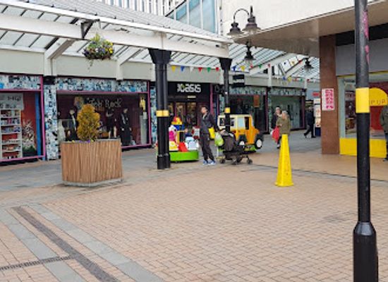 united-kingdom/birmingham/city-centre/shop/the-square-shopping-centre