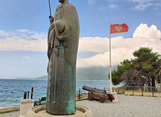 montenegro/herceg-novi/shop/pro-eco