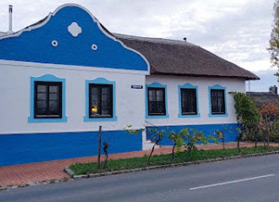 austria/neusiedler-see/shop/weinkellerei-burgenland-handelsgmbh