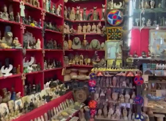 egypt/aswan/aswan-city-center/shop/aswan-collectibles