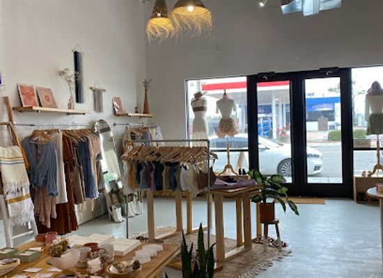 virginia/virginia-beach/shop/pixelated-boutique